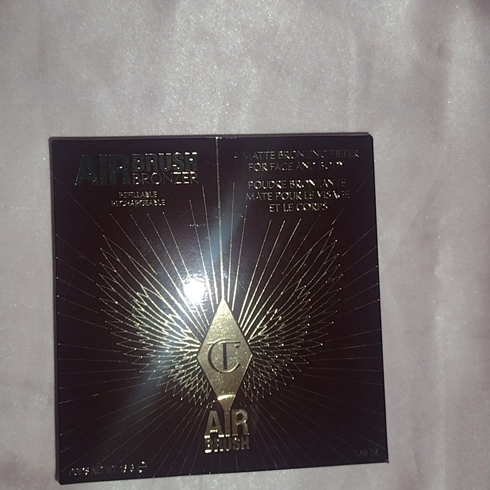 Charlotte Tilbury Airbrush Bronzer